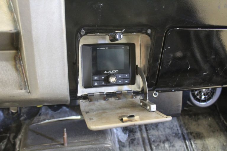 Custom 1969 Camaro radio fabrication and install