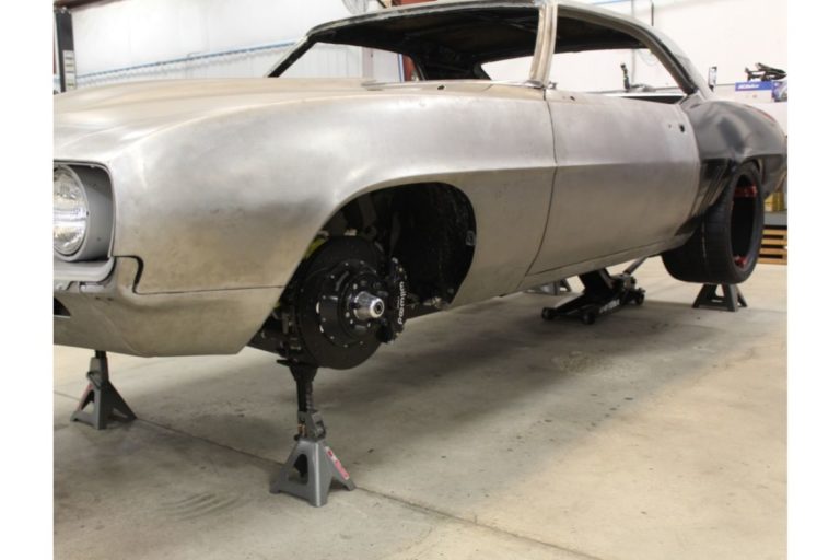 Custom 1969 Camaro Hot rod wheels and tire fitment