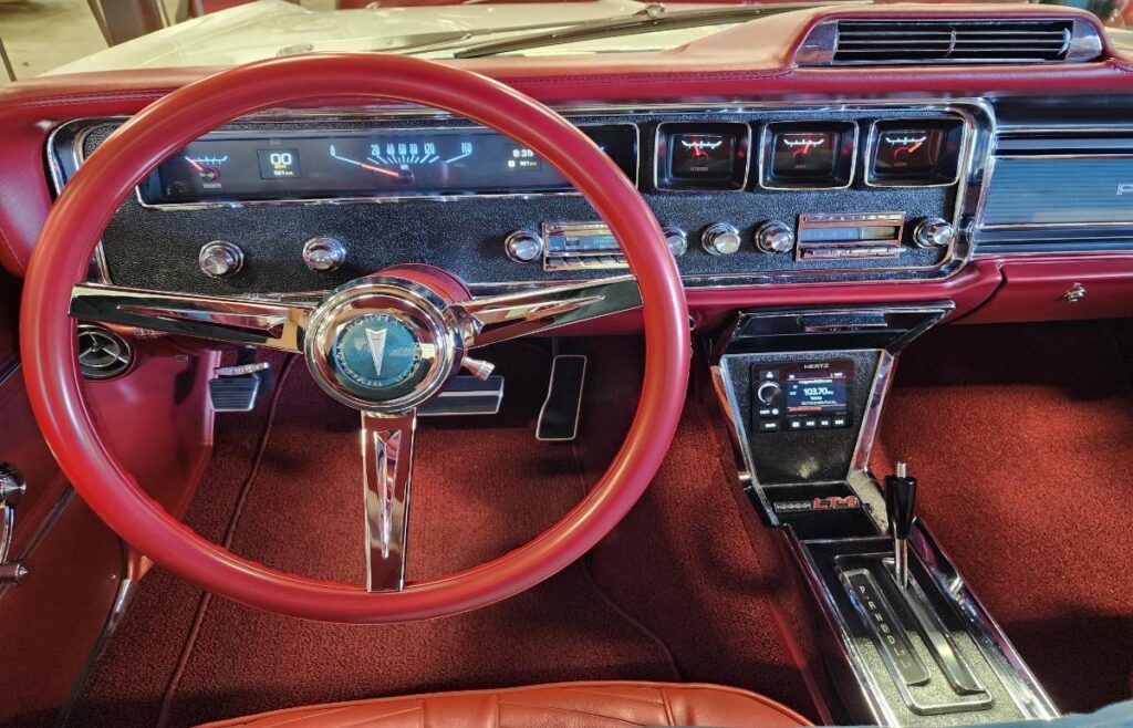 Custom LT4 1966 Pontiac Catalina 421 2+2 Restomod