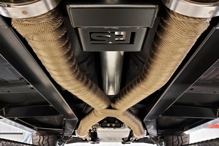 Custom 1969 SS Chevelle Pro Touring hot rod muscle car Custom Magnaflow exhaust underbody