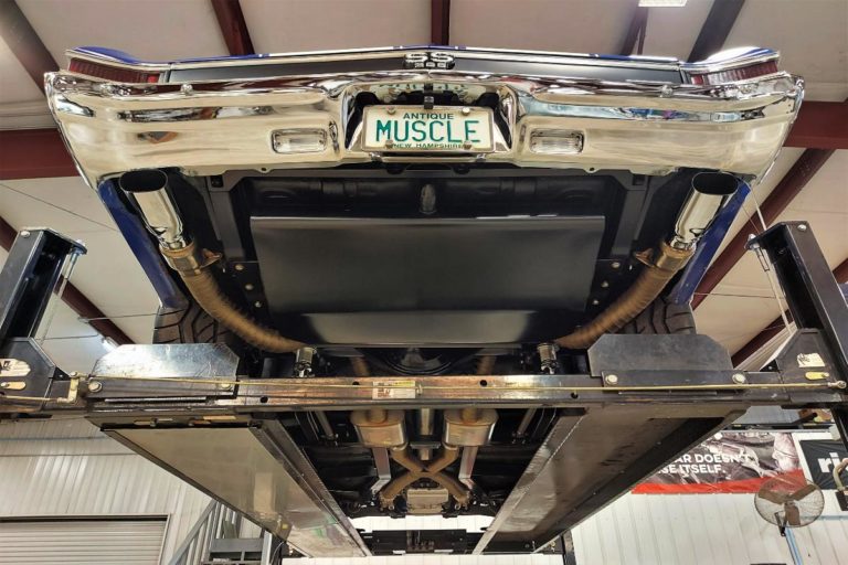 Custom 1969 SS Chevelle Pro Touring hot rod muscle car Custom Magnaflow exhaust underbody